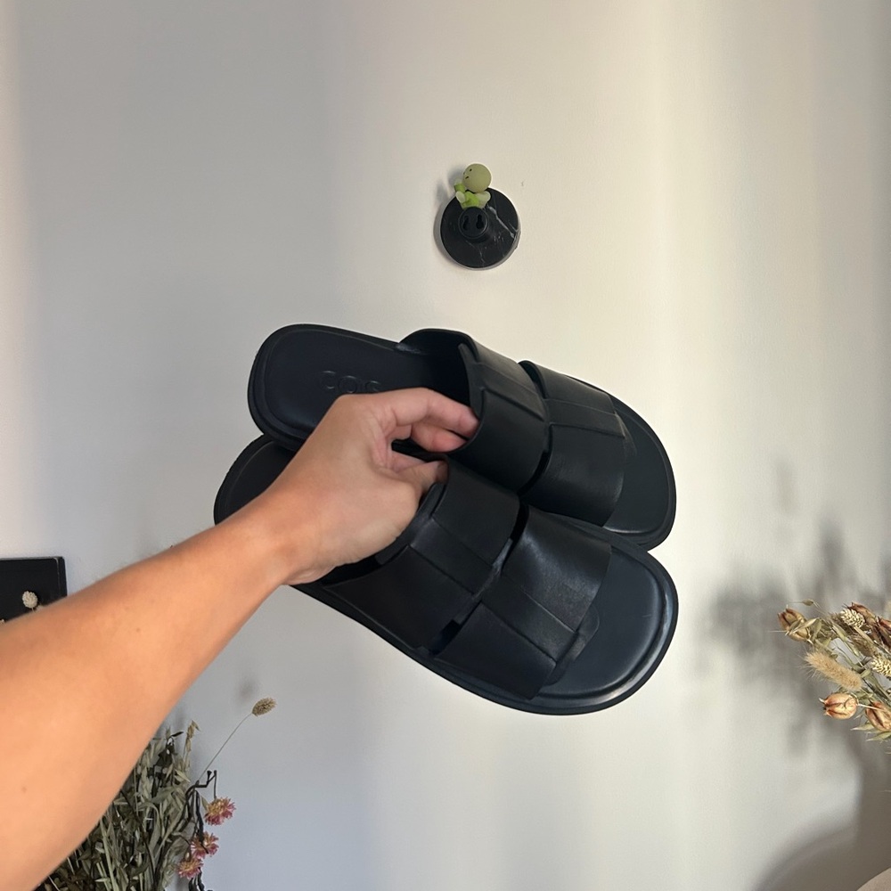COS Men's Beach Sandals